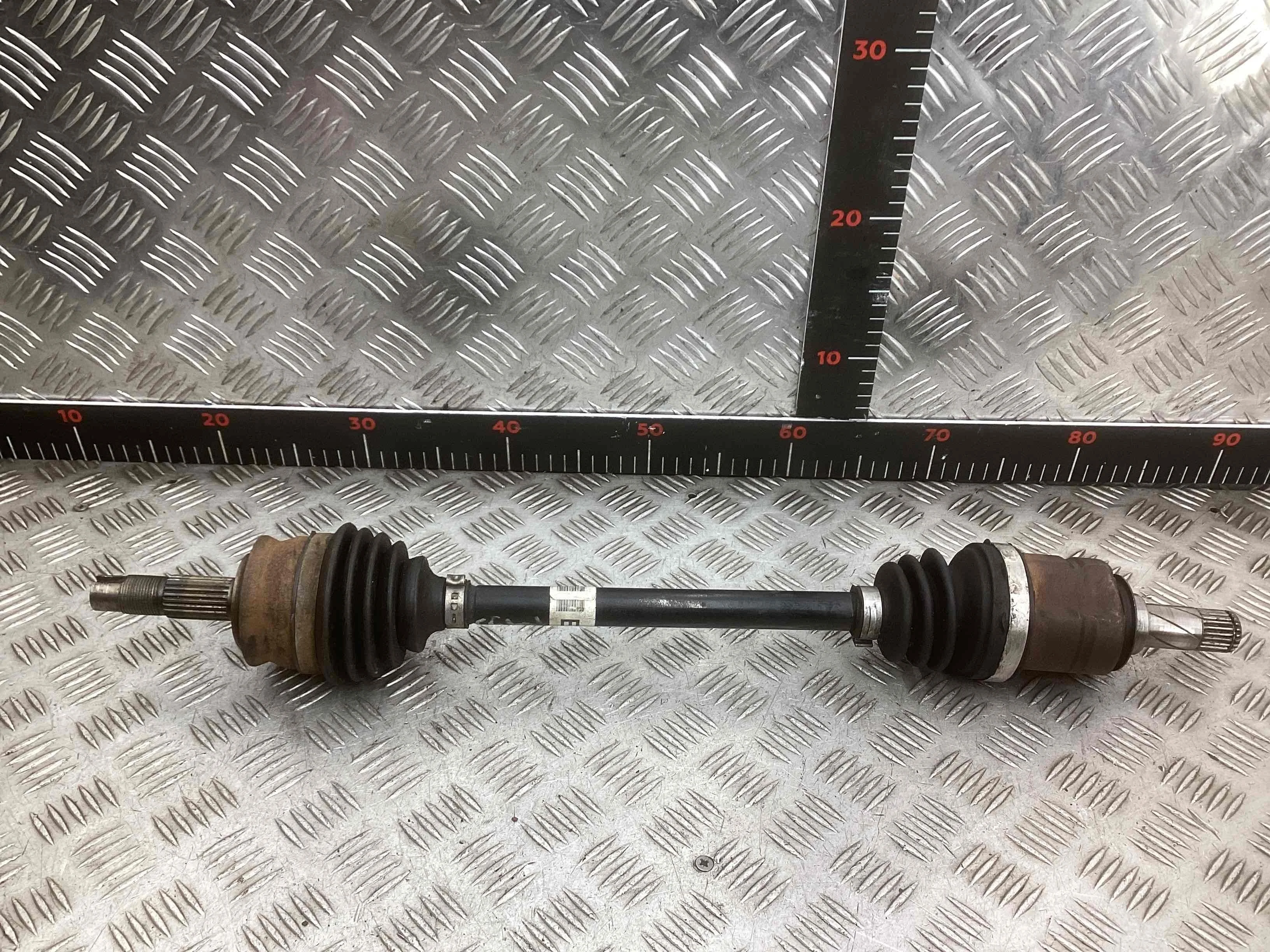 Полуось передняя левая (приводной вал, ШРУС) Opel Corsa Corsa D 2006-2010 2008 1,0 i Бензин МКПП 5ст. Хэтчбек 3дв.