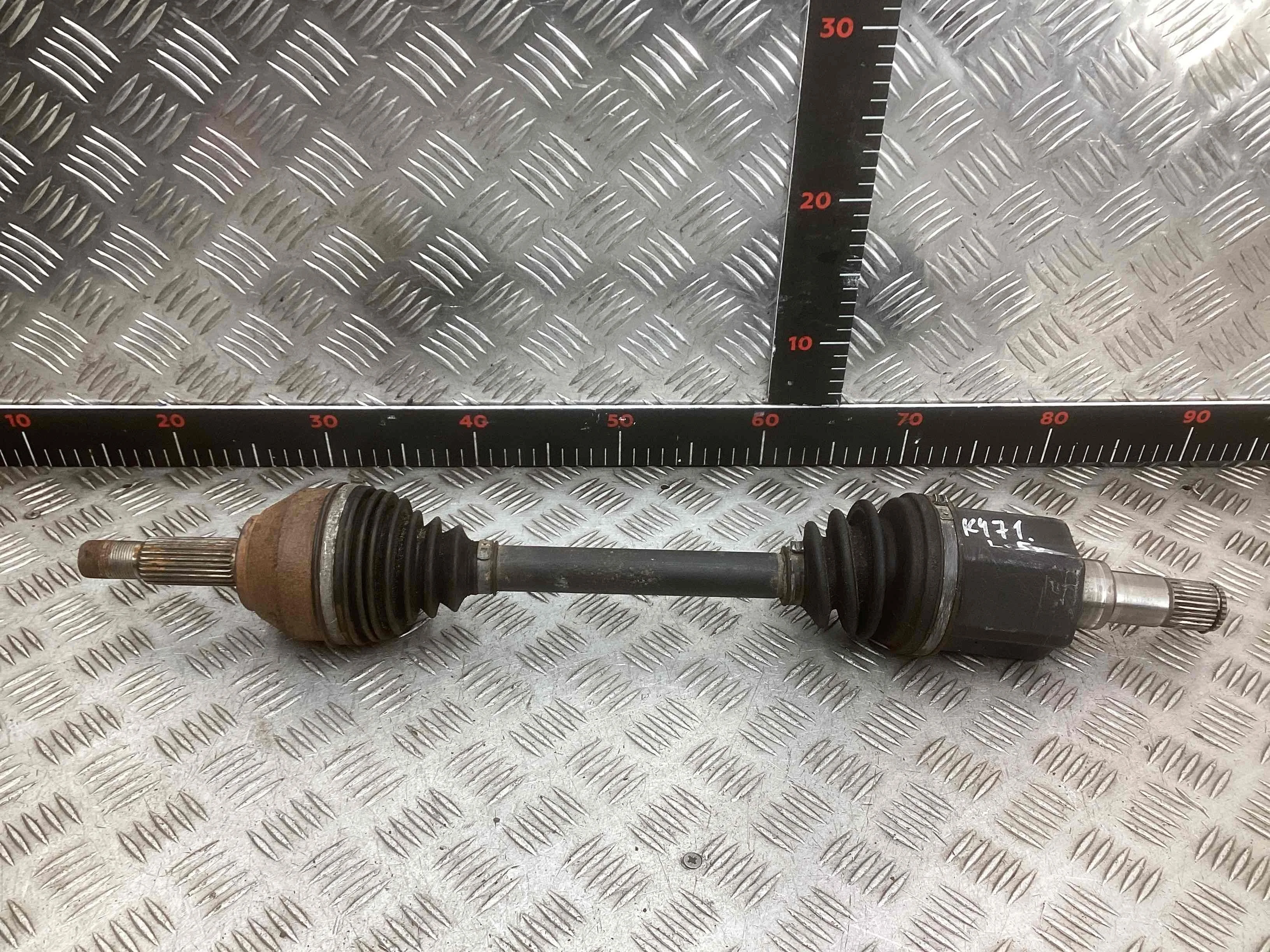 Полуось передняя левая (приводной вал, ШРУС) Ford Transit Connect T. Connect I 2002-2009 2007 1,8 TDCi Дизель МКПП 5ст. Фургон.