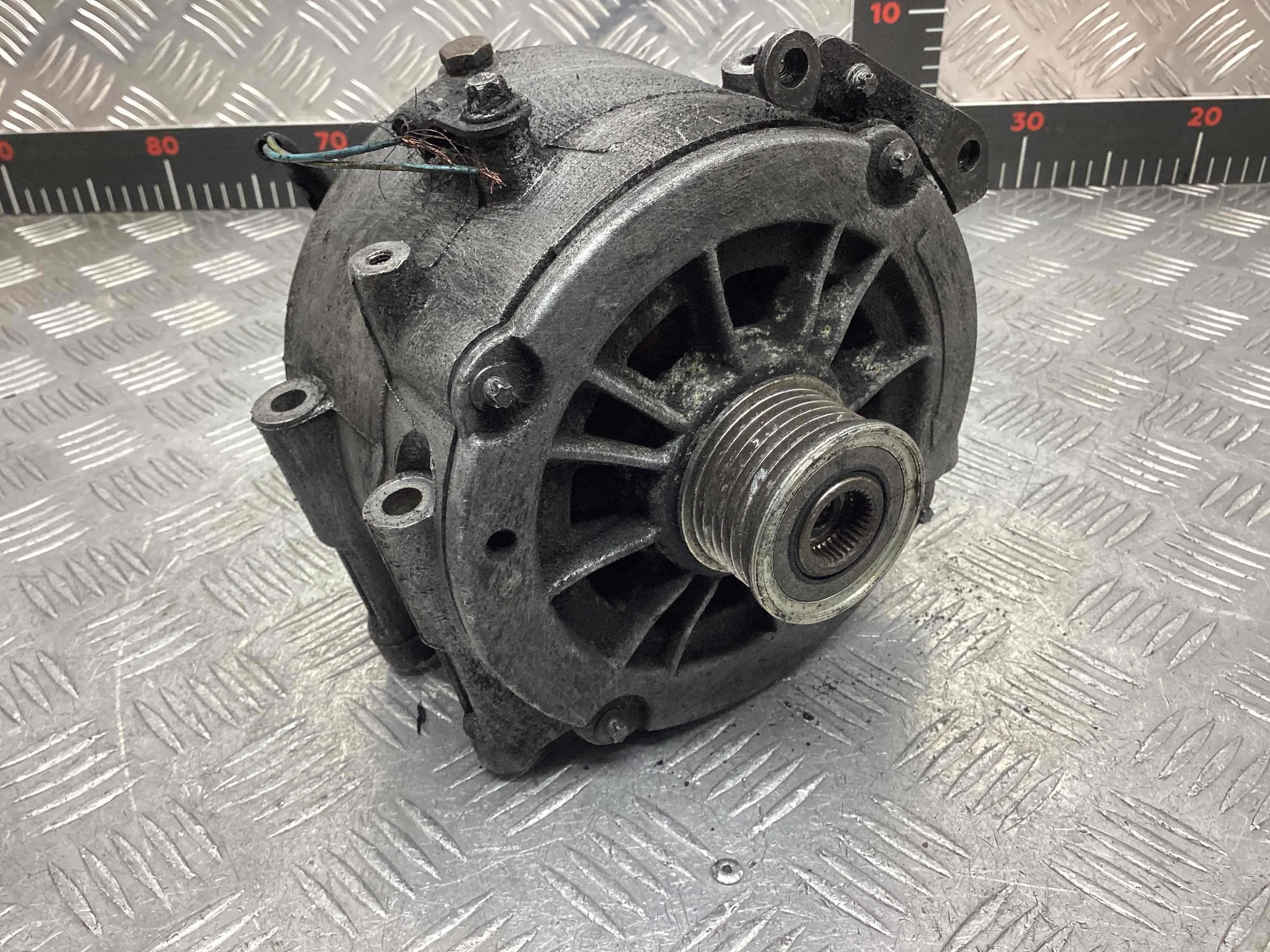 Генератор Mercedes C (W203) 2000-2004  2001 2,2 CDi Дизель АКПП Универсал.