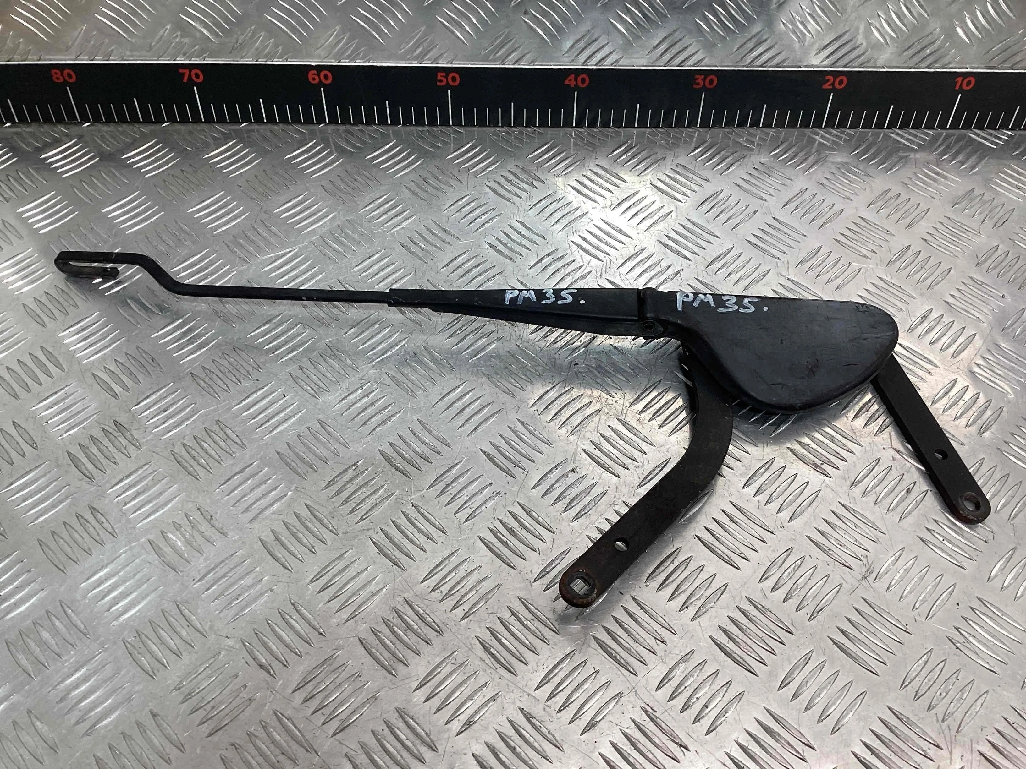 Щеткодержатель (поводок стеклоочистителя, дворник) Mercedes C (W203) 2000-2004  2001 2,0 компр. Бензин МКПП 6ст. Купе.