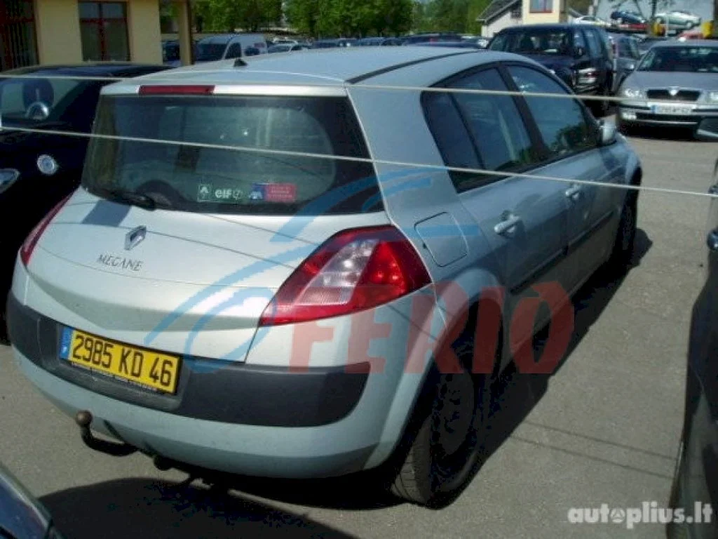 Продажа Renault Megane 1.6 (115Hp) (K4M 760) FWD MT по запчастям