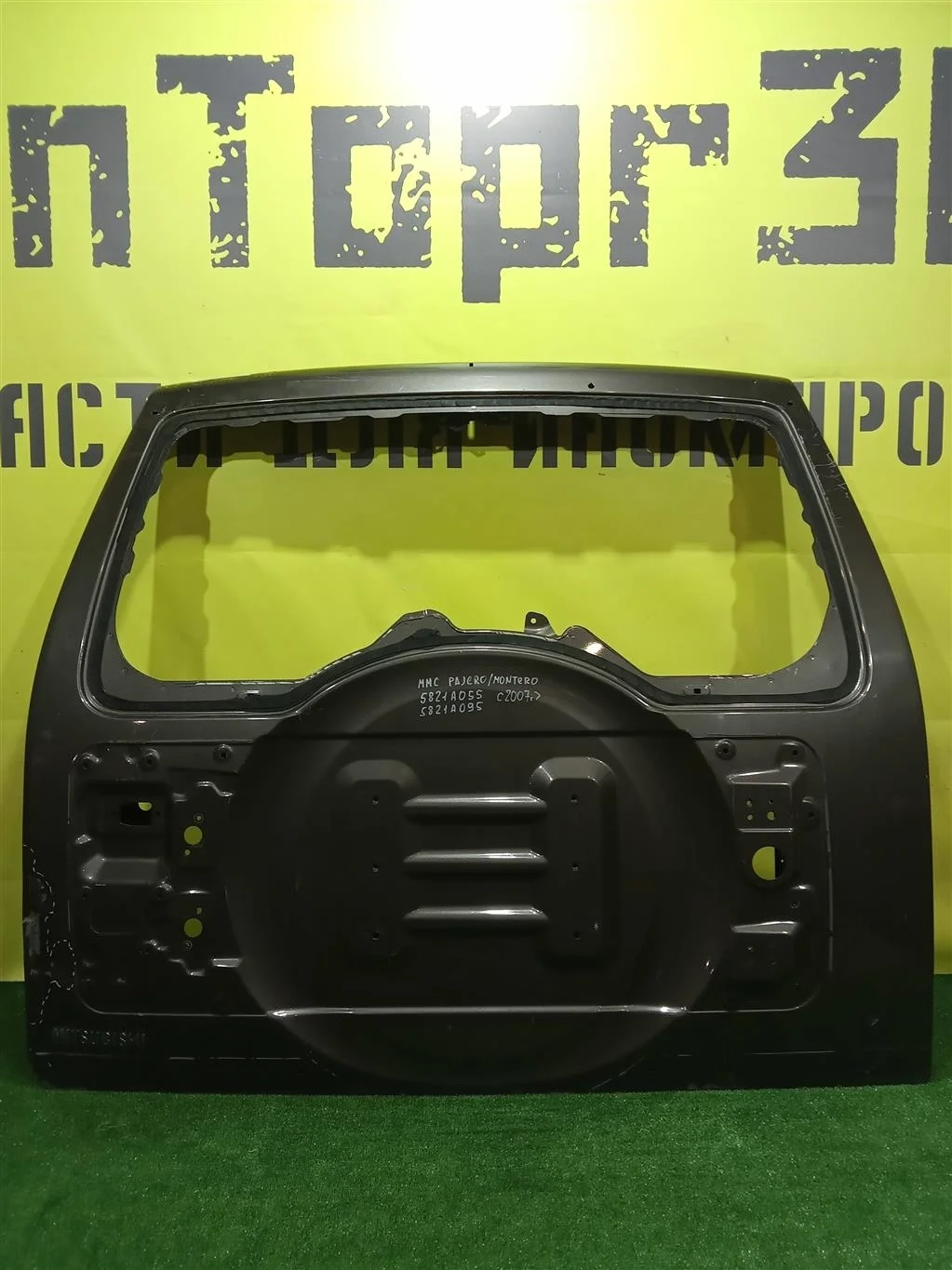 Дверь багажника Mitsubishi Pajero /Montero (V80)
