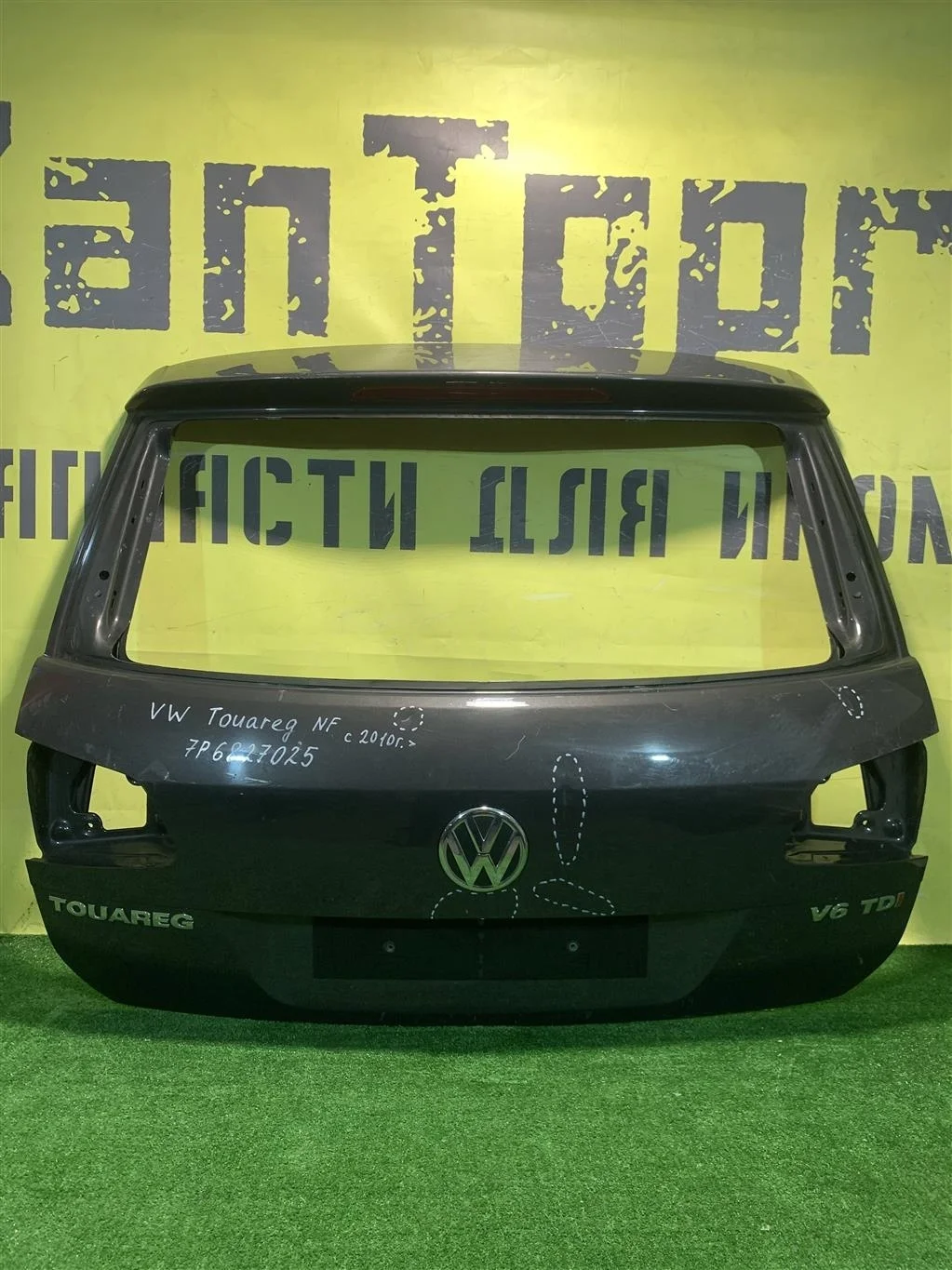 Дверь багажника Volkswagen  Touareg NF 2010