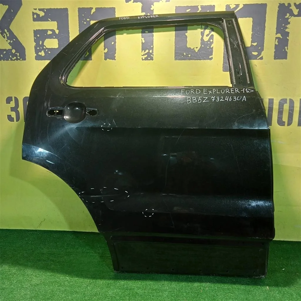 Дверь задняя правая Ford Explorer 2010