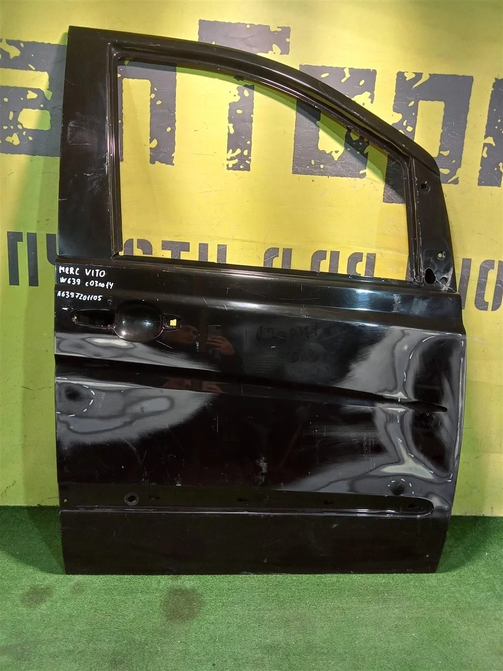 Дверь передняя правая MERСEDES BENZ Vito (W639) 2