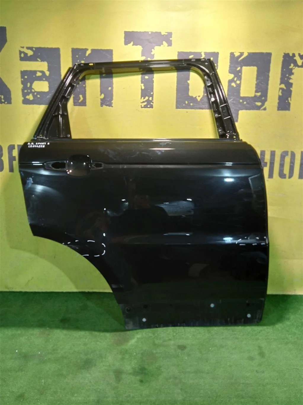 Дверь задняя правая Land Rover Range Rover Sport