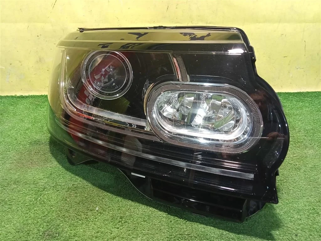 Фара правая Land Rover Range Rover 4 L405 2012