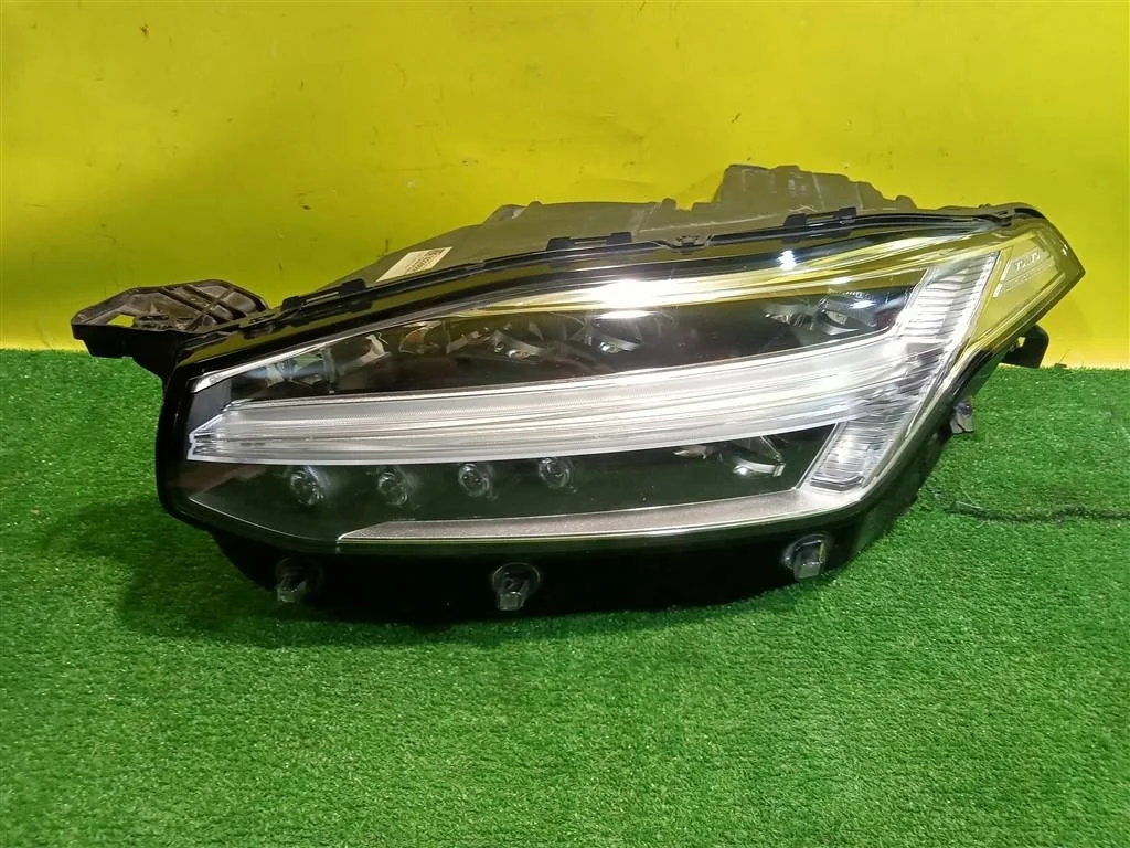 Фара левая LED Volvo XC90 2014