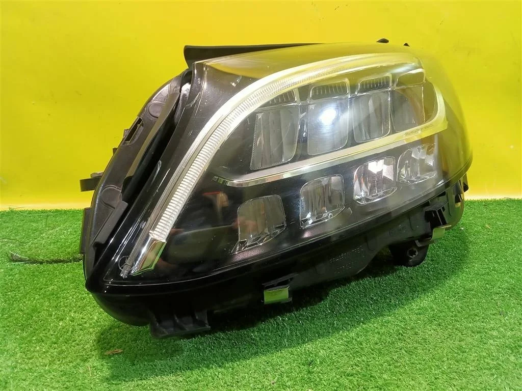 Фара левая LED MERСEDES BENZ C-Class (W205) 2018