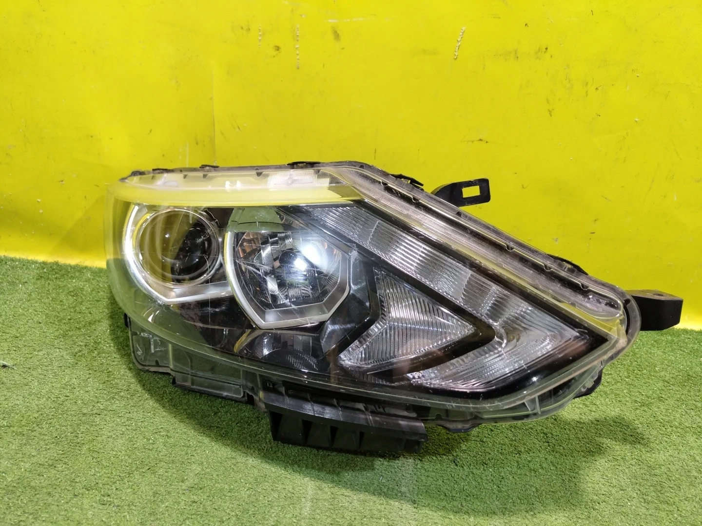 Фара правая Nissan Qashqai (J11) 2014