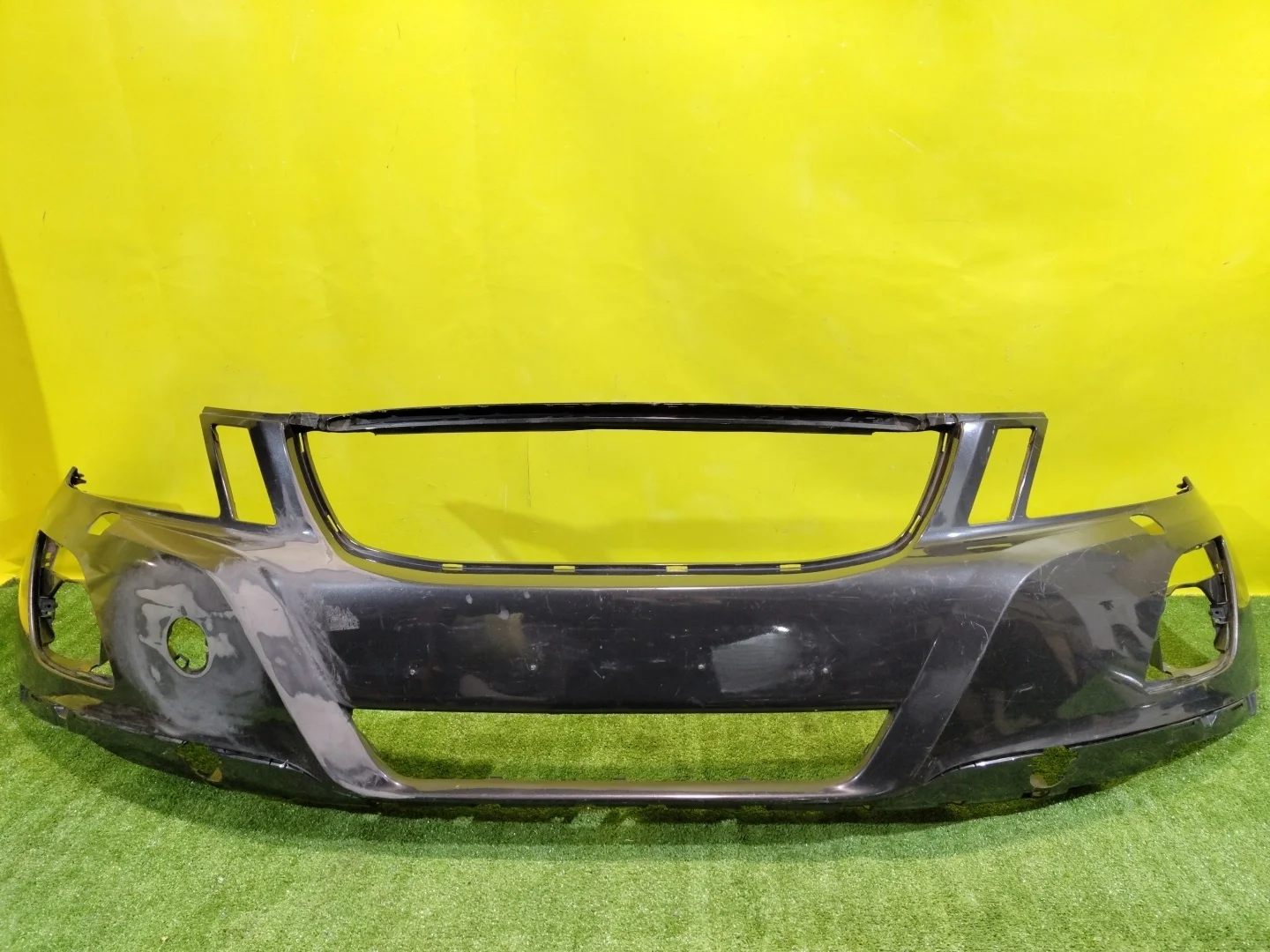 Бампер передний Volvo XC60 2008