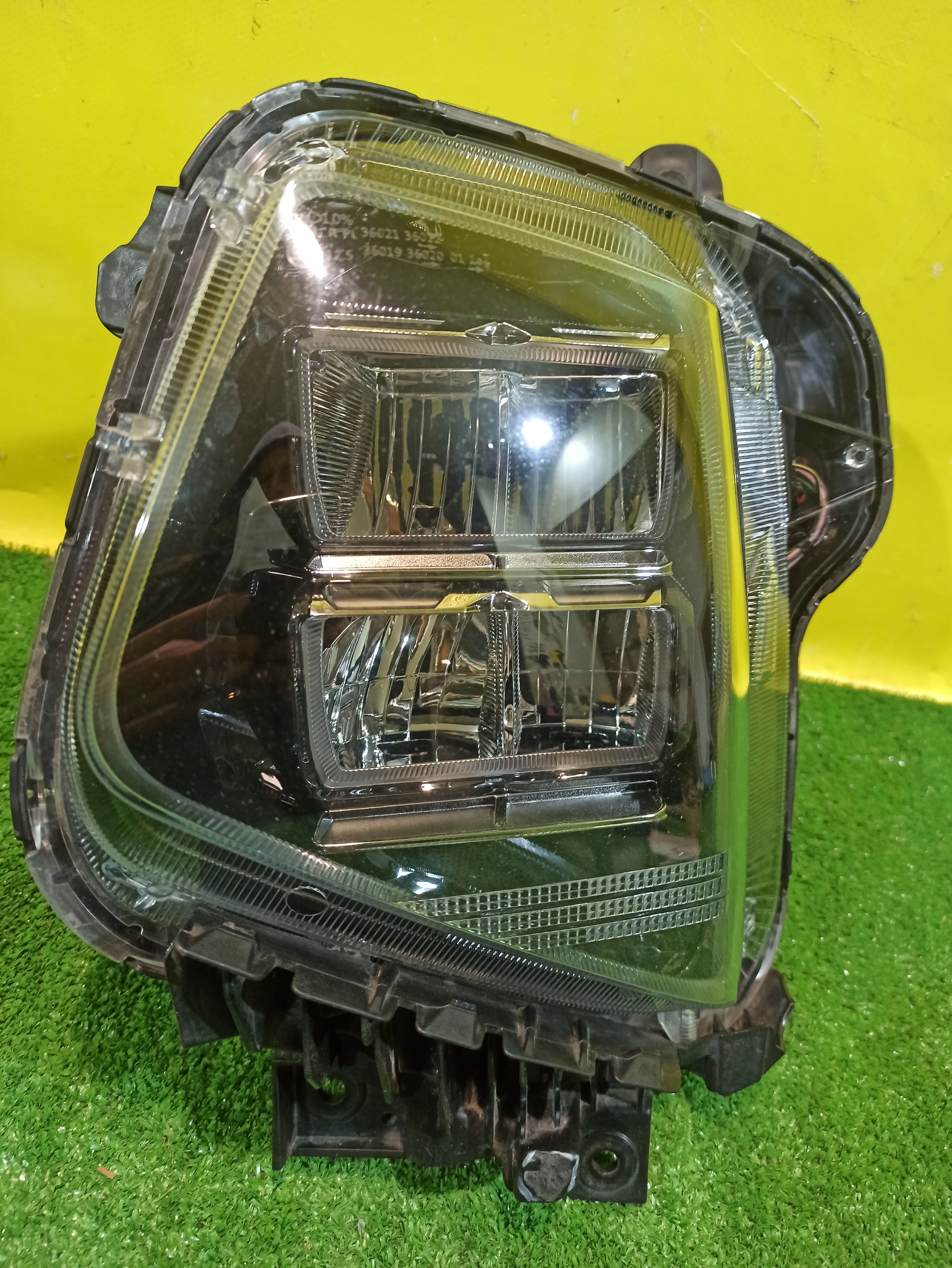 Фара левая LED Hyundai Tucson (NX4) 2020