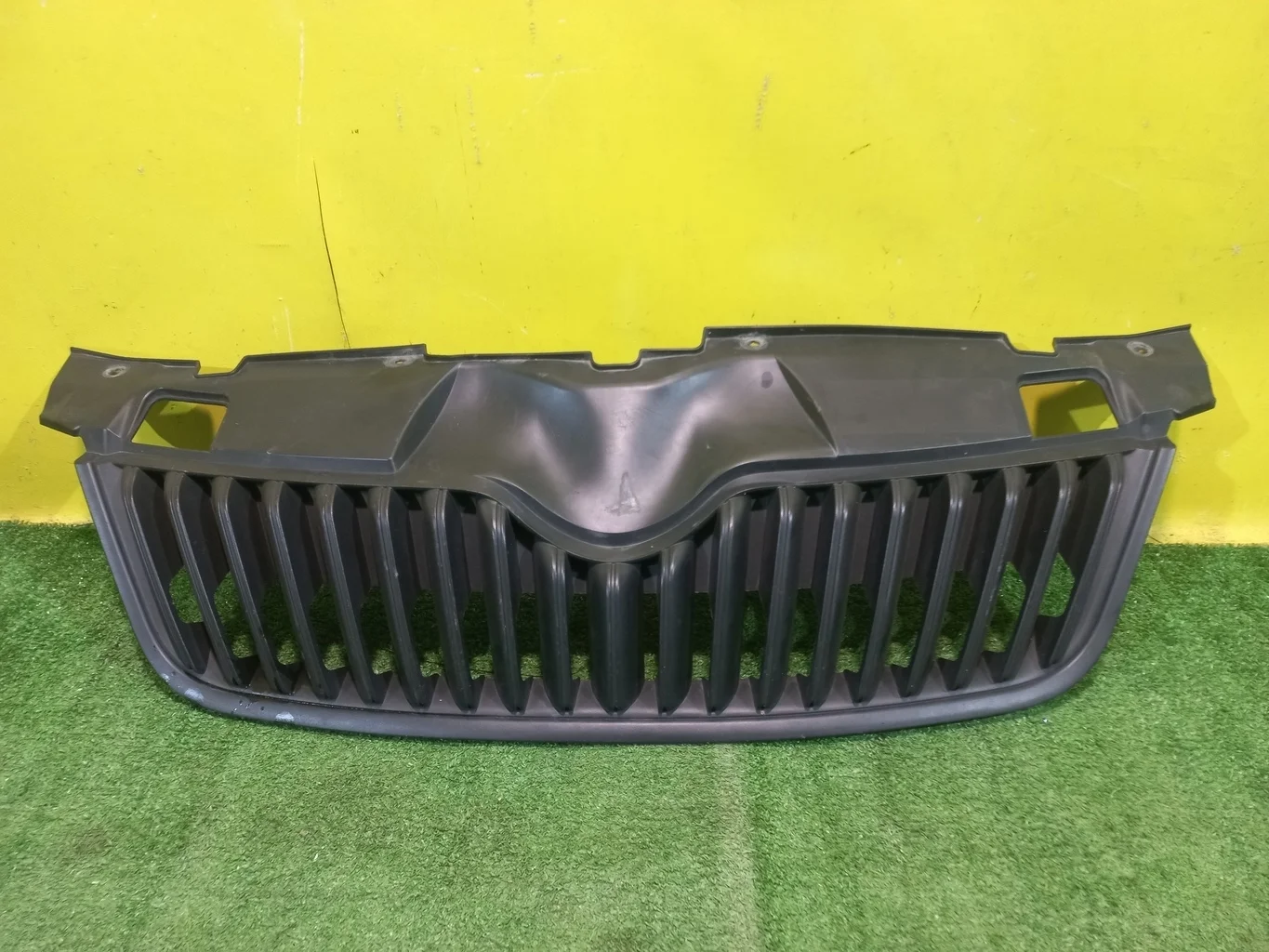Решетка радиатора Skoda  Fabia 2 2010