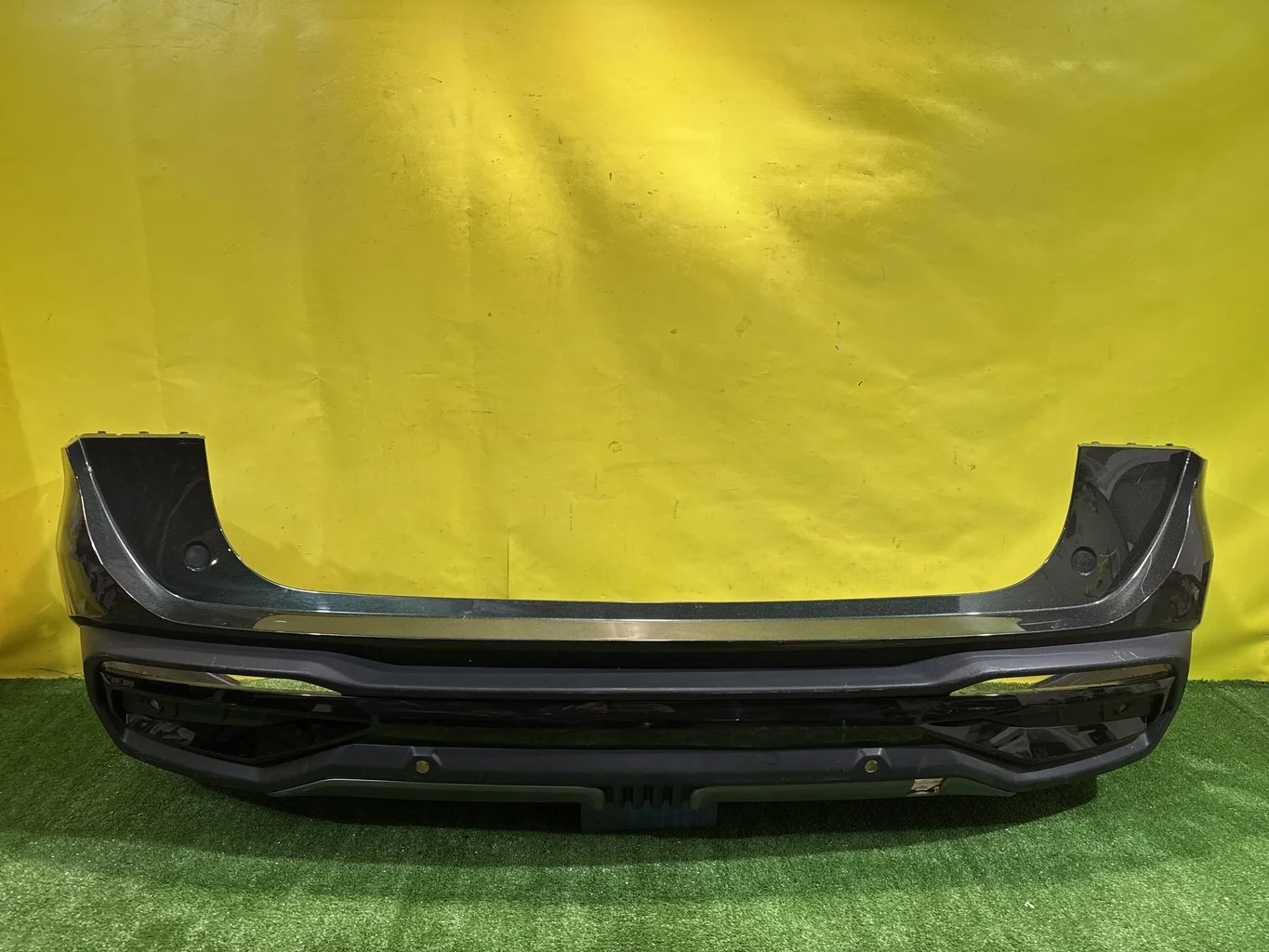 Бампер задний Geely  Atlas 2023