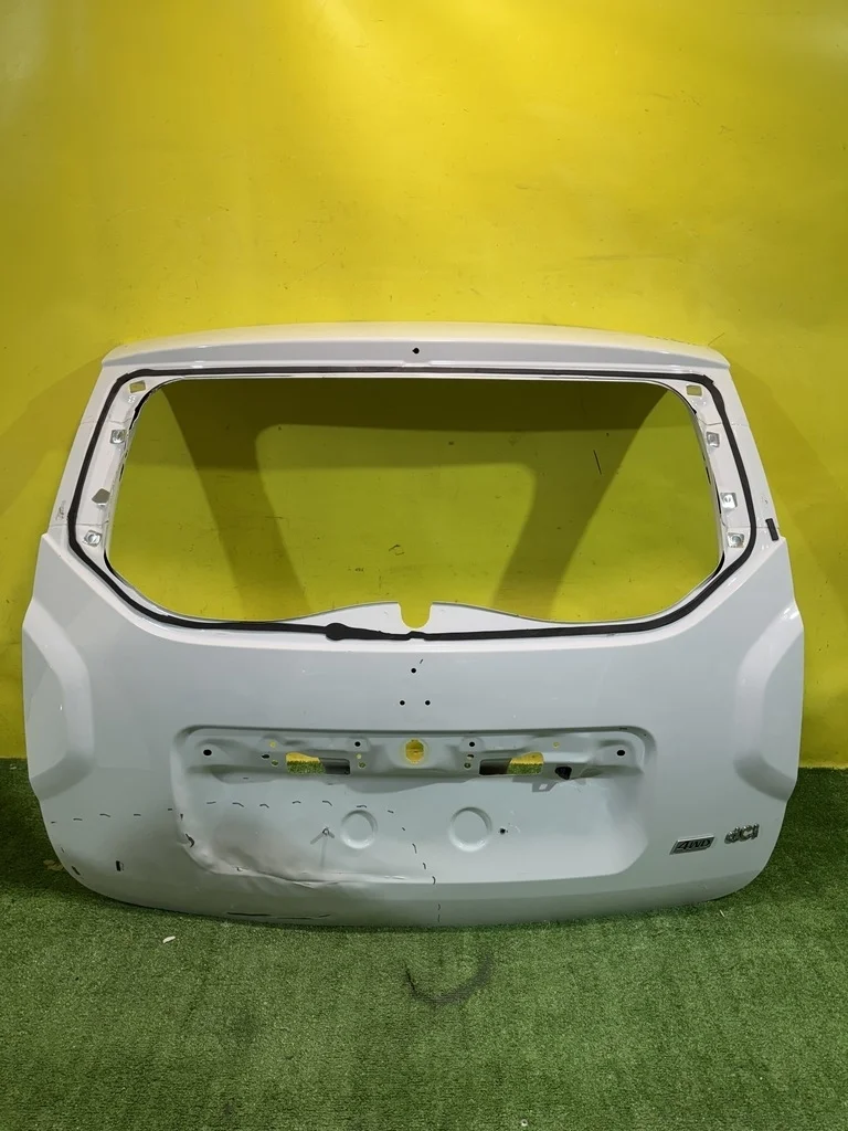 Дверь багажника Renault Duster 2015