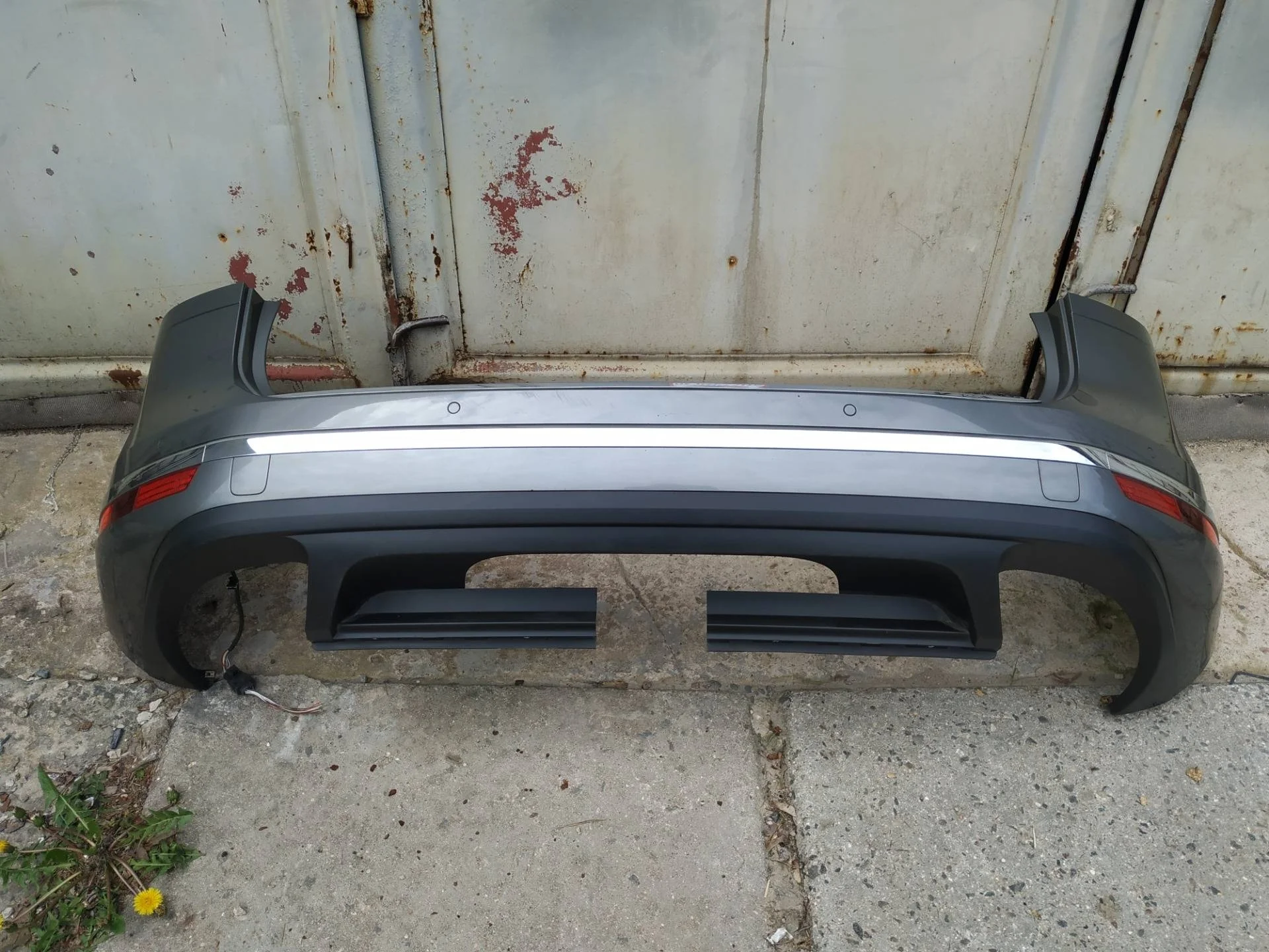 бампер задний Volkswagen Touareg 2