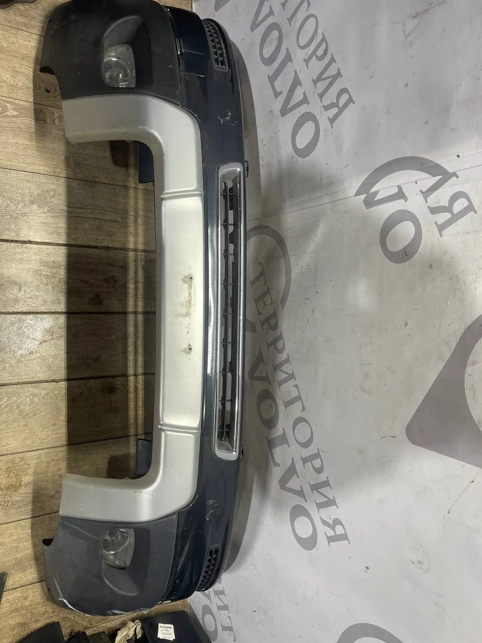 Бампер передний VOLVO XC90 2006-2014