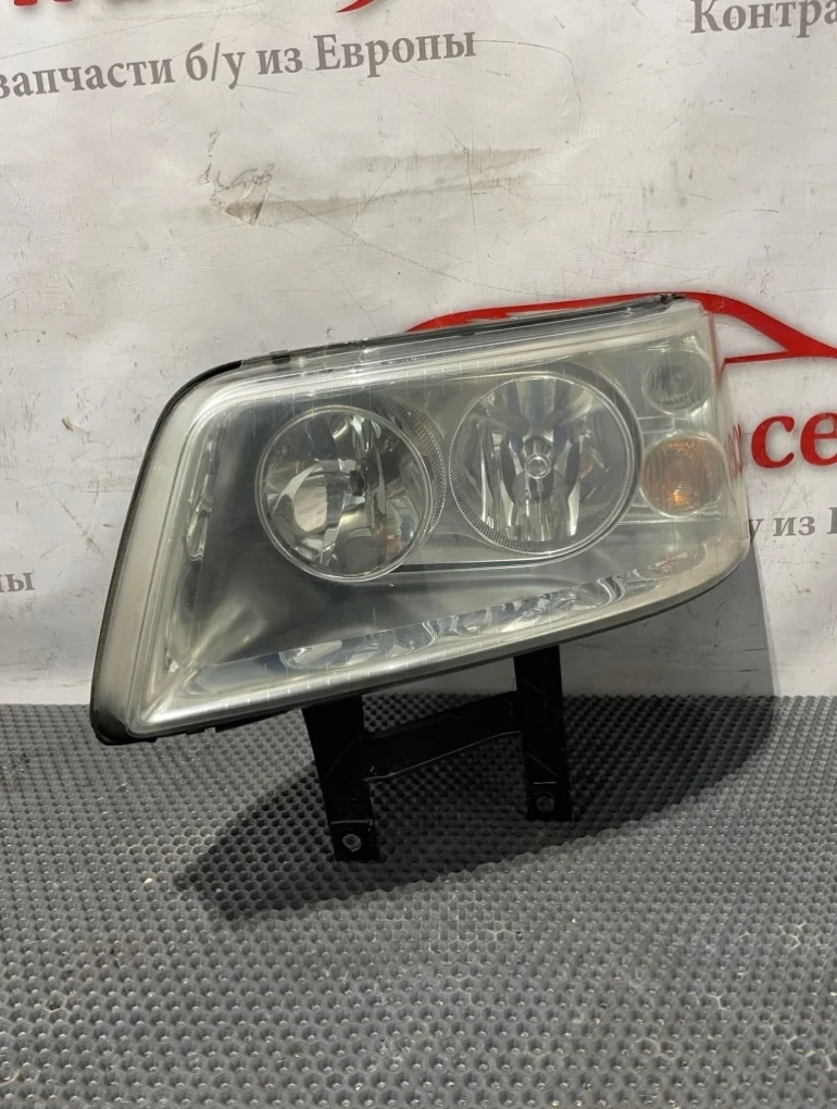 Фара галогеновая Volkswagen Caravelle 2008 7H1941015L T5 AXD 2.5, левая