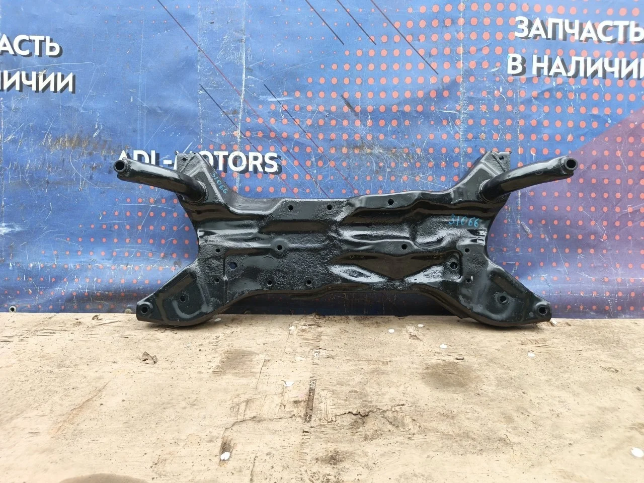 Подрамник Mitsubishi Outlander XL 2007-2012 4000A022 6B31, передний