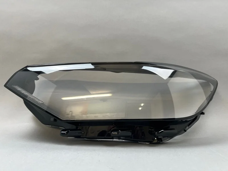 Стекло фары Mercedes-Benz CLA-class 2019- A1189062500 X118, левое
