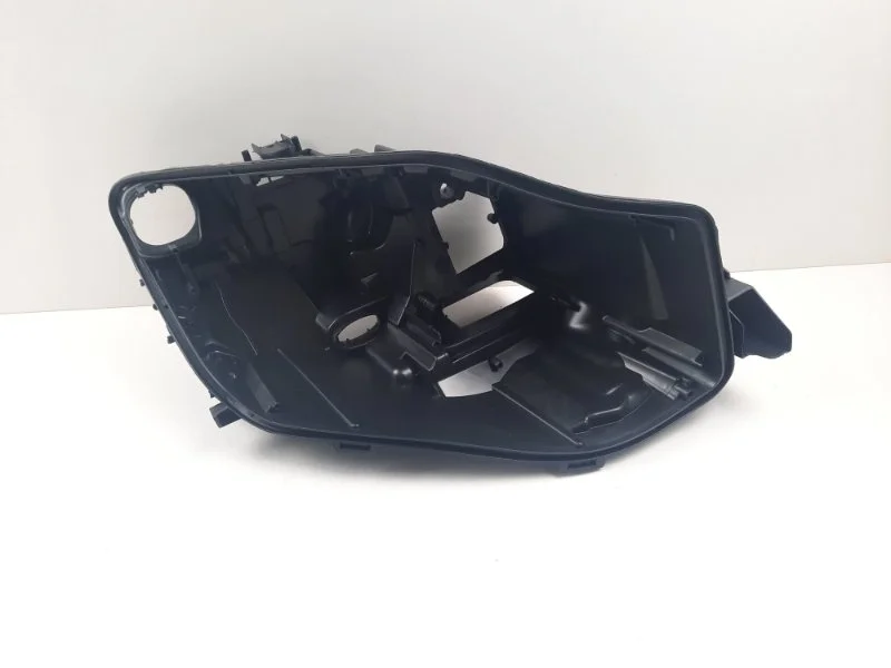 Корпус фары Mercedes-Benz GLE-class 2015-2018 A1669067602 W166, правый