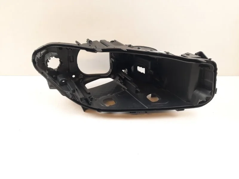 Корпус фары BMW 5er 2014-2017 63117317132 F10, правый