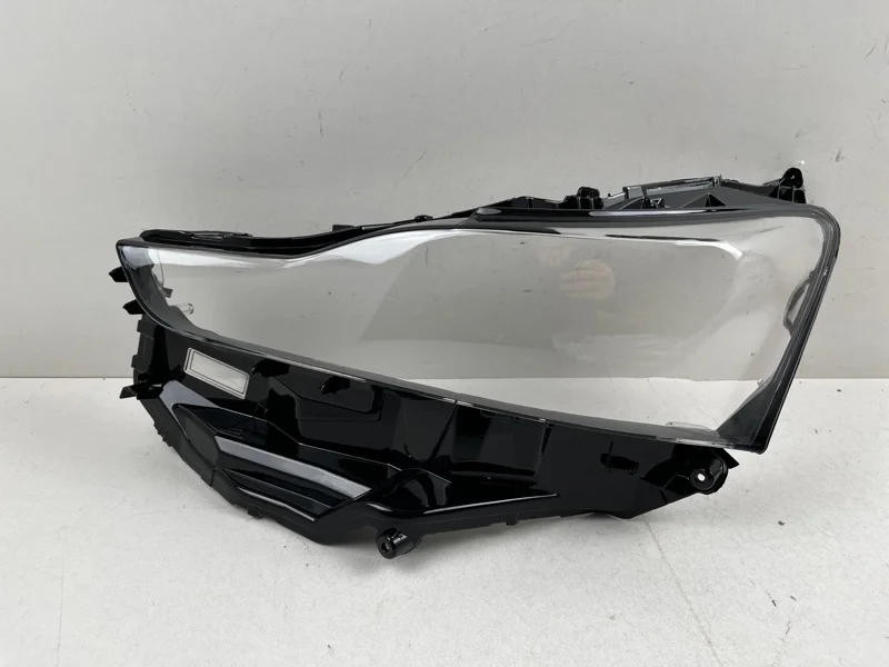 Стекло фары Lexus IS 2016- 8114553850 3, левое