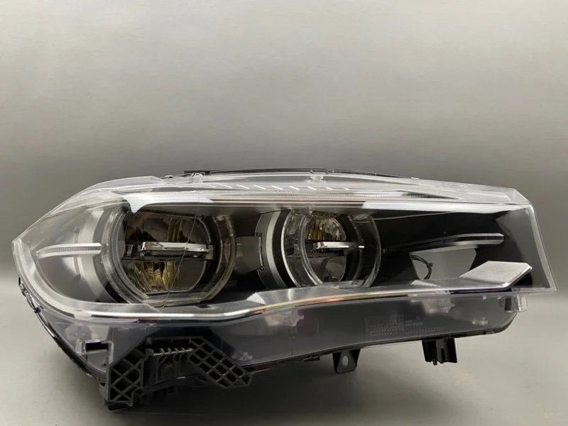 Фара BMW X5/X6 2014-2018 63117381138 F15/F16, правая