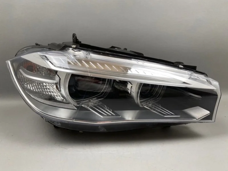 Фара BMW X5/X6 2013-2018 63117317102 F15/F16, правая