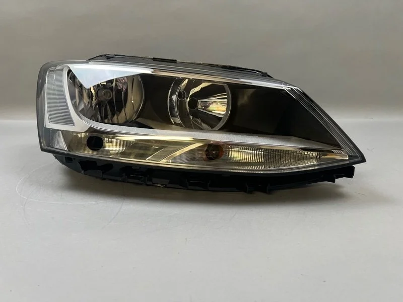 Фара Volkswagen Jetta 2010-2018 5C7941006H 6, передняя правая