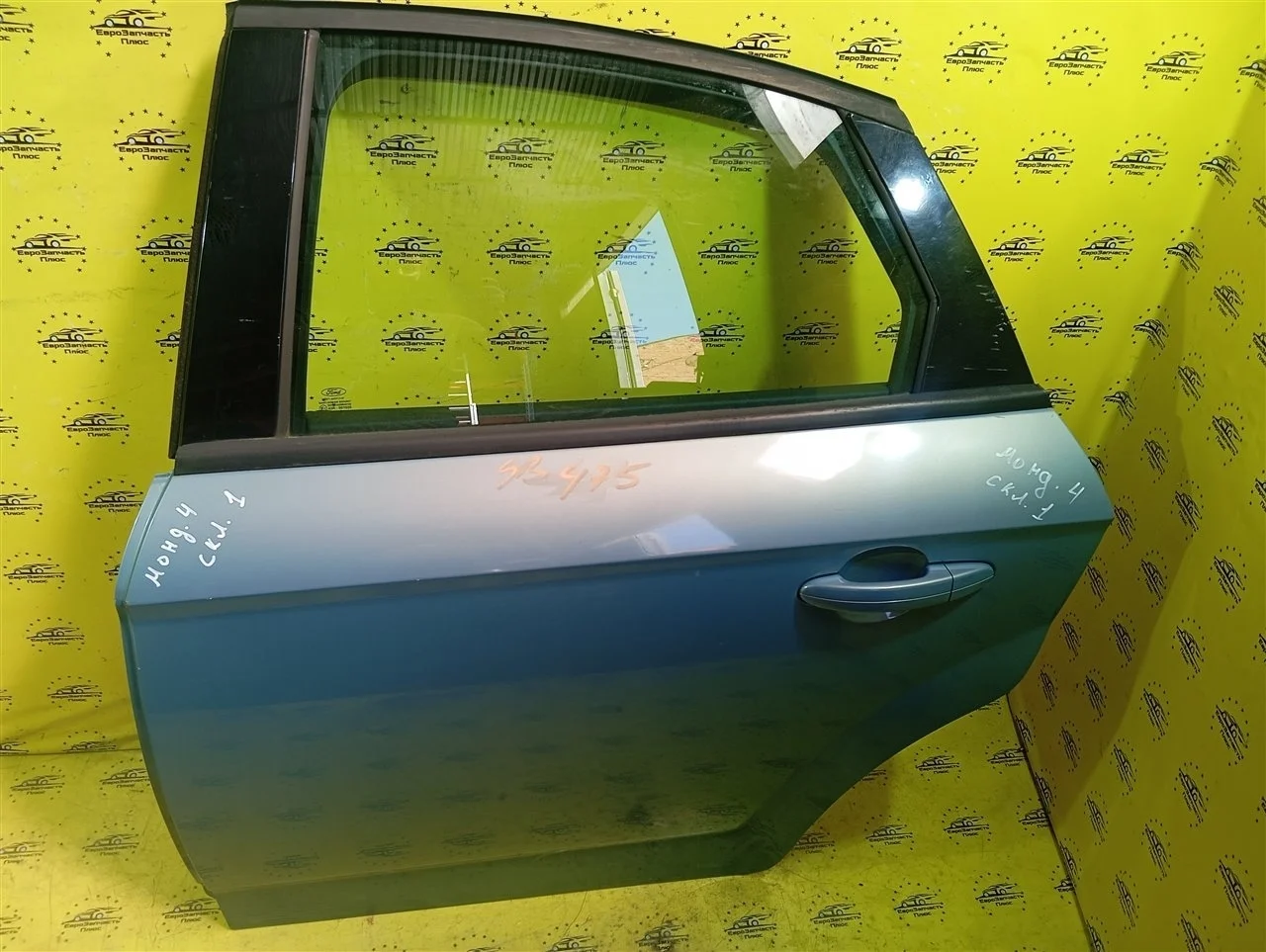 Дверь Ford Mondeo 1780036 CD345, задняя левая