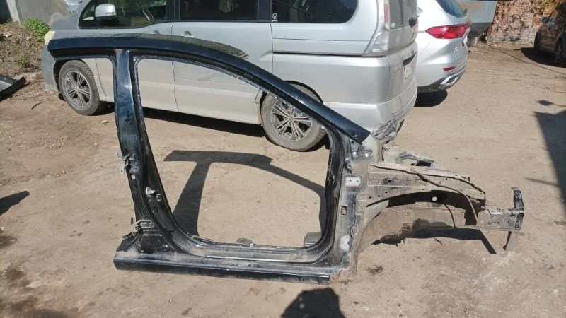 Кузовной элемент Kia Rio 2011