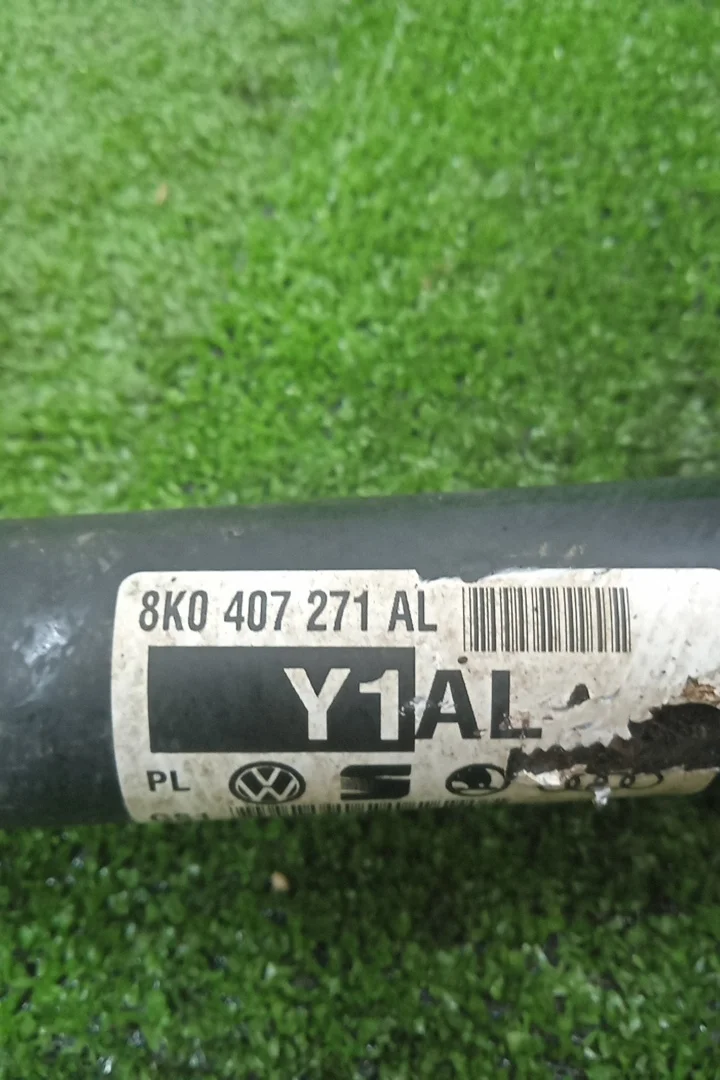 Привод Audi A4 8K0407271AL B8 передний Б/У без внутреннего граната