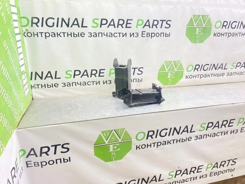 Кронштейны Mercedes-Benz S-Class 2003 A2206201086 W220 OM648.960, передние