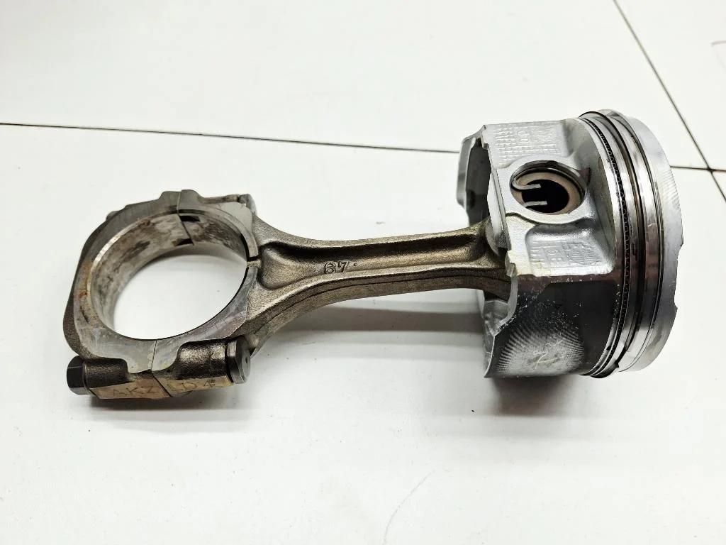 Поршень с шатуном Subaru Impreza XV 2011 G12, GE, GH