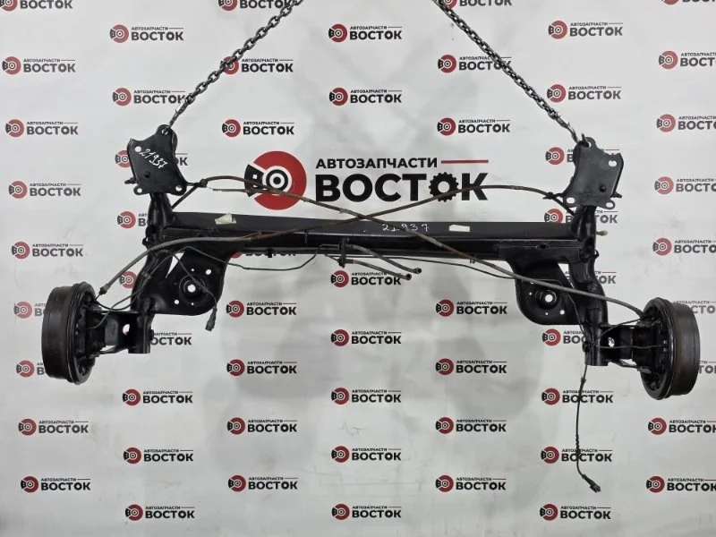 Балка задняя RENAULT DUSTER 2017 555016666R HSA F4R