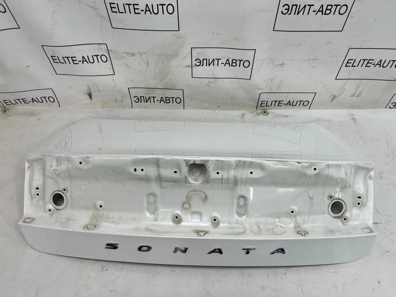 Крышка багажника Hyundai Sonata 2021 69200L1010 8 1.6T