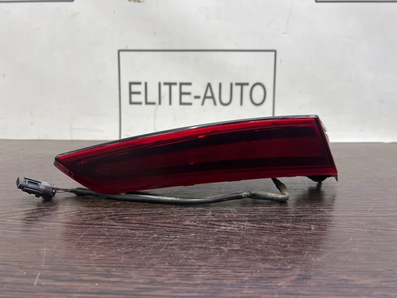 Фонарь внутренний Hyundai Sonata 2021 92404L1000 8 1.6T, правый