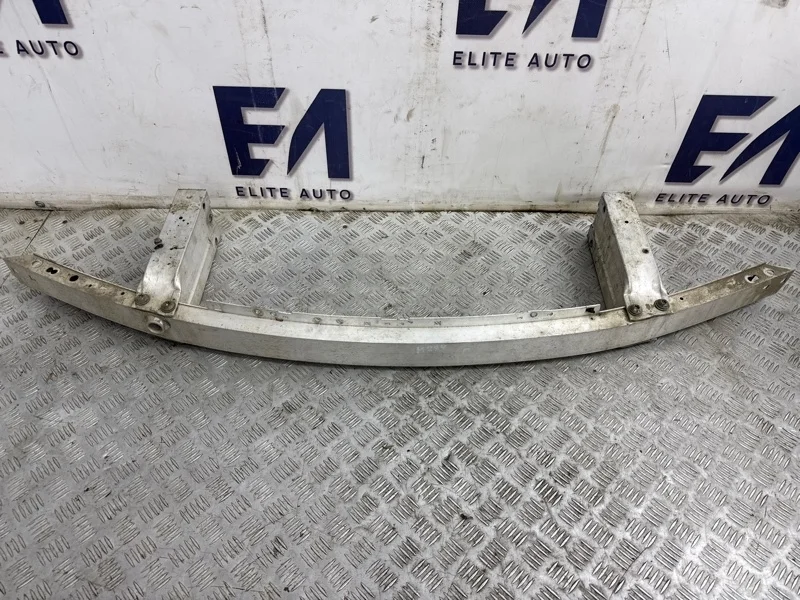 Усилитель бампера Mercedes E 2010 A2046205834 W212 3.5, передний
