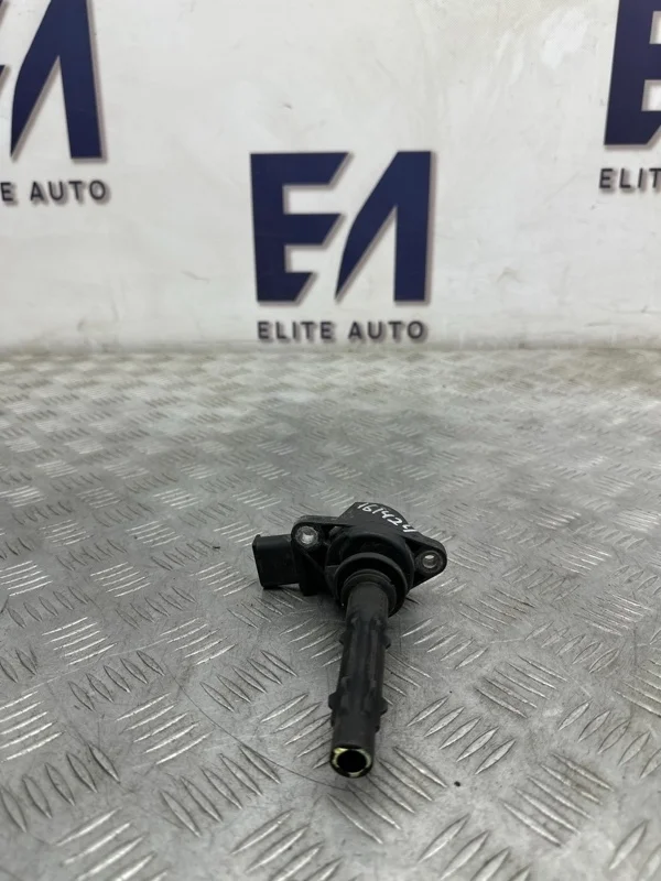 Катушка зажигания Mercedes E 2010 A0001502780 W212 3.5