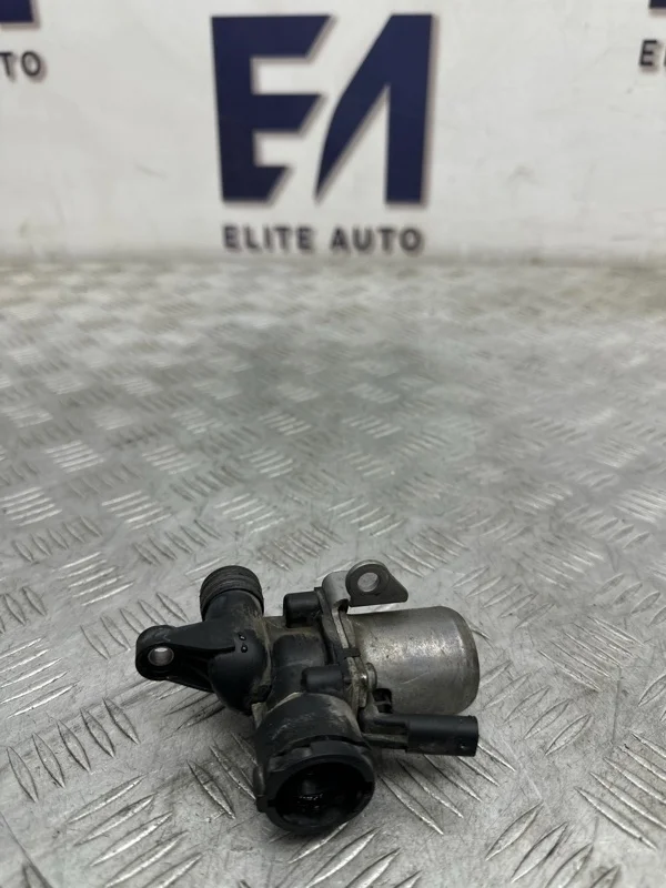 Клапан отопителя Mercedes E 2010 A2722000031 W212 3.5