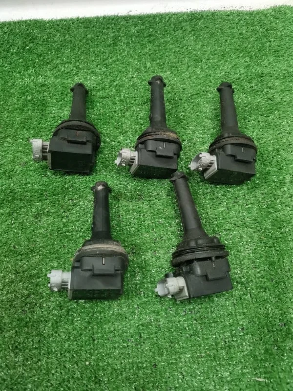 Катушка зажигания Ford Kuga 1 2010 30713417 2.5 HYDB