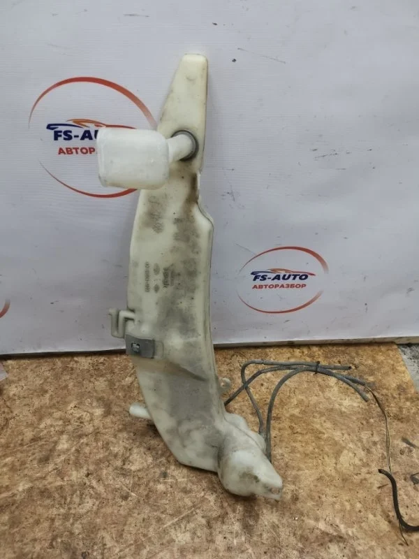 Бачок омывателя FORD Focus 1 XS4117618DD УНИВЕРСАЛ