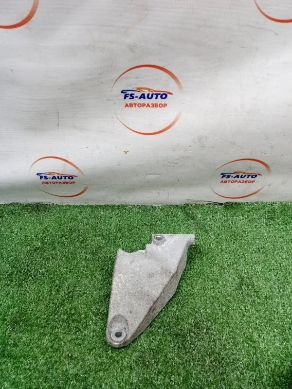 Кронштейн генератора Chevrolet Lacetti 2008 96352142 ХЕТЧБЕК 1.4 F14D3