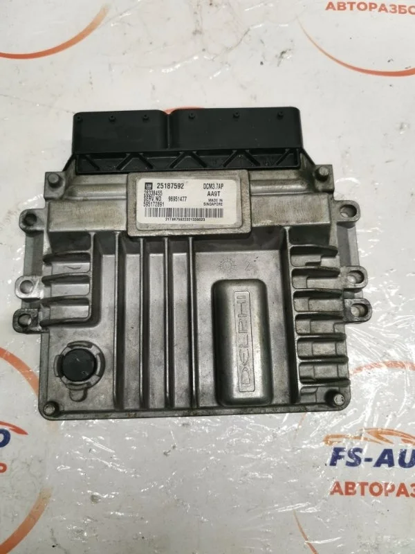 Блок управления двигателем Opel Antara 2012 25187592 2.2 ДИЗЕЛЬ Z22D1