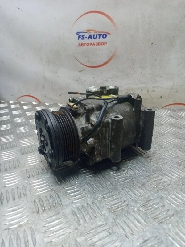 Компрессор кондиционера Ford Focus 1 2007 YS4H19D629AB ХЕТЧБЭК 2.0 EDDB 131 Л.С.