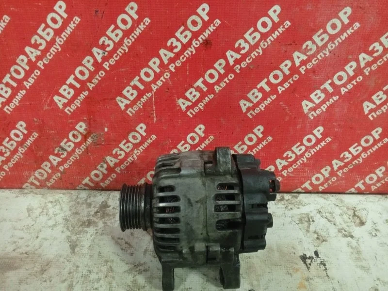 Генератор Renault megane 2007 8200667619 2 K4MD812