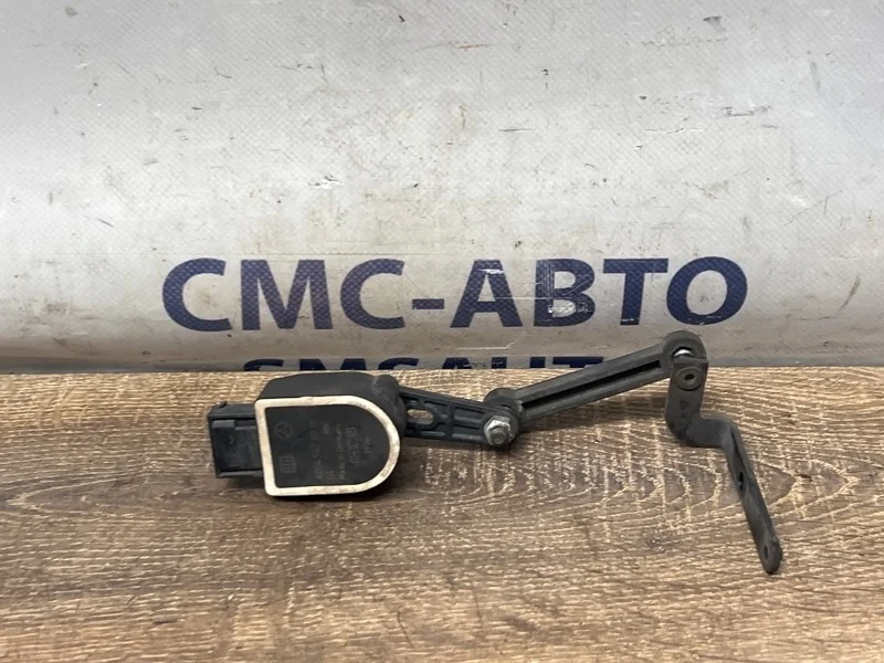 Датчик уровня подвески Mercedes-Benz ML 2012 A0045429918 W166 642.826, задний правый