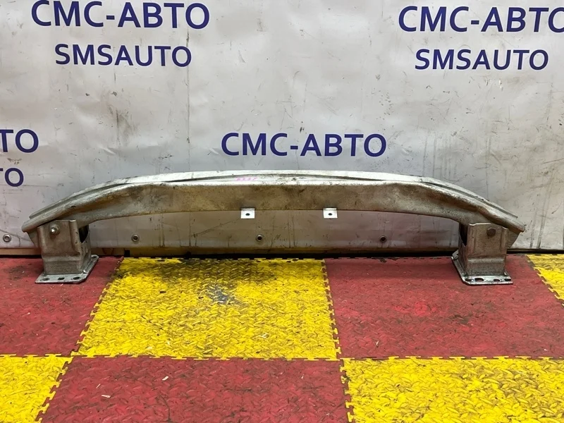 Усилитель бампера Audi A8 4E0807109AC D3 5.2 BSM, передний