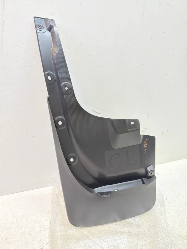Брызговик Toyota Land Cruiser 2007-2015